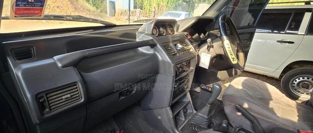 Mitsubishi Pajero 1999 Blue