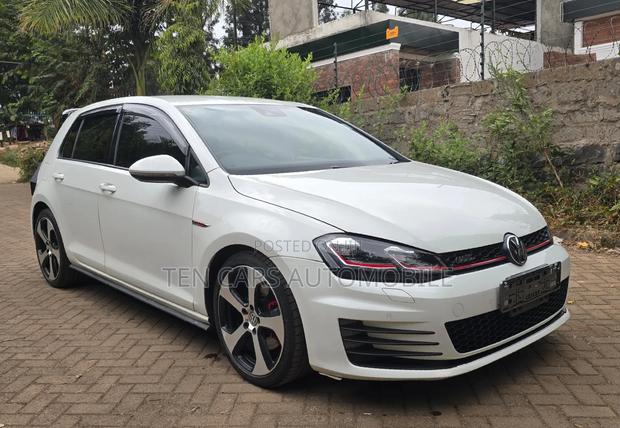 Volkswagen Golf GTI 2015 White