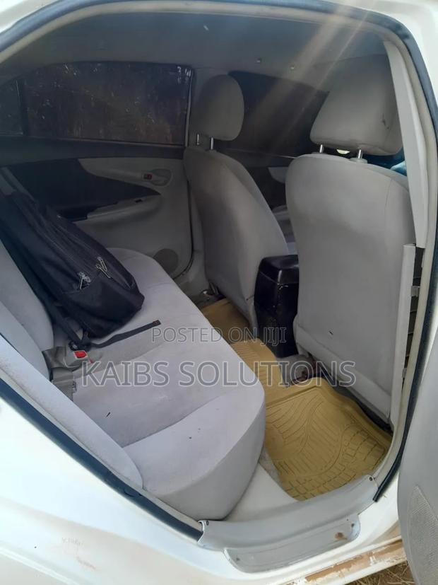 Toyota Axio 2009 White