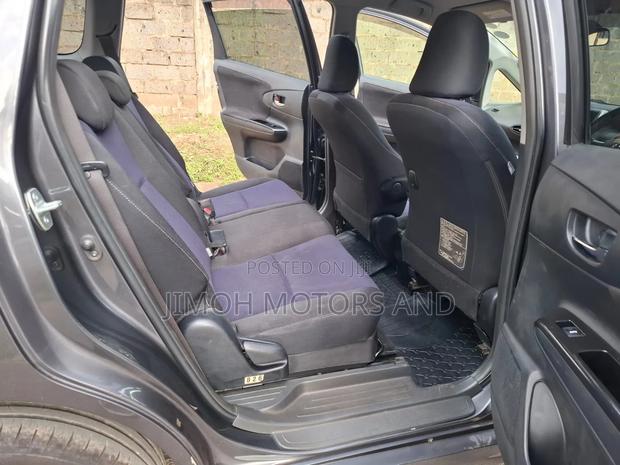 Toyota Wish 2014 Gray