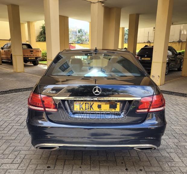 Mercedes-Benz E250 2015 Black