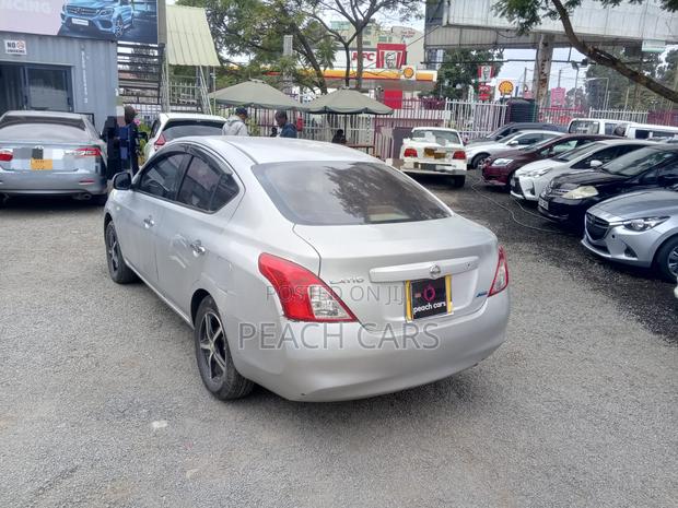 Nissan Latio 2014 Silver