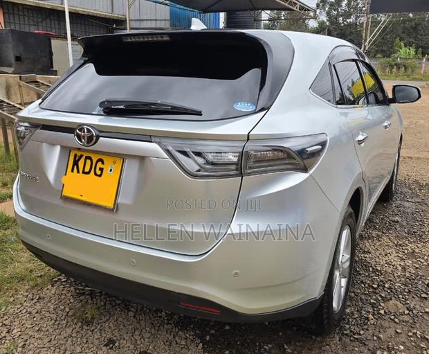 Toyota Harrier 2015 Silver