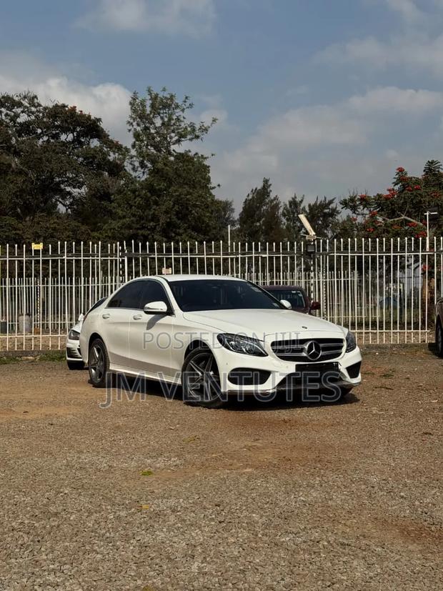 Mercedes-Benz C200 2014 White