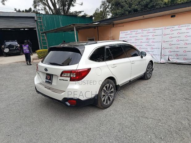 Subaru Outback 2015 White
