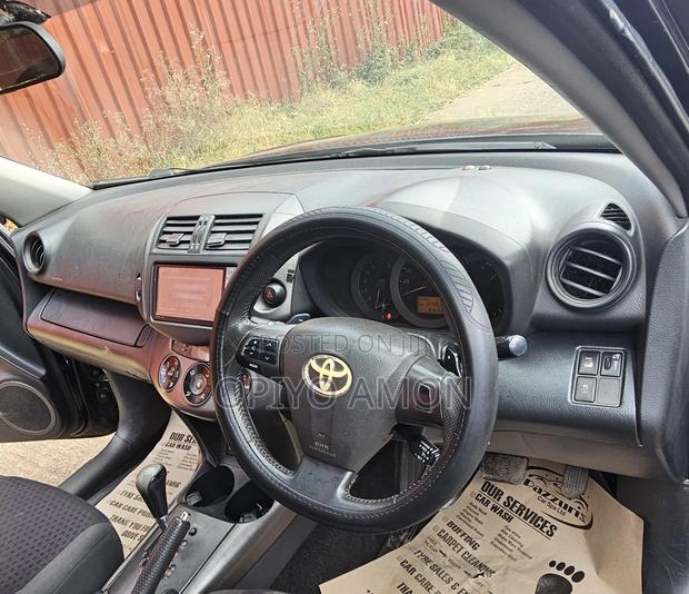 Toyota Vanguard 2012 Black