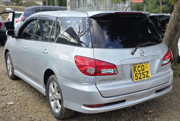 Nissan Wingroad 2012 Silver