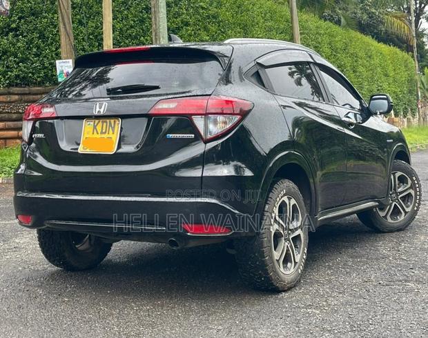 Honda Vezel 2016 Black