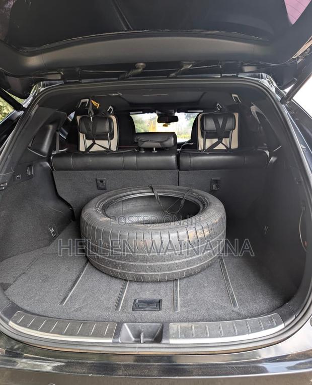 Toyota Harrier 2015