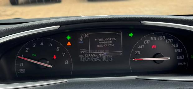 Toyota Sienta 1.5 FWD 2019 Black
