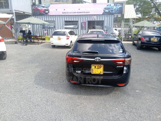 Toyota Avensis 2016 Black