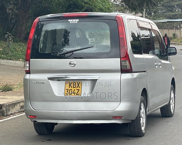 Nissan Serena 2007 Silver