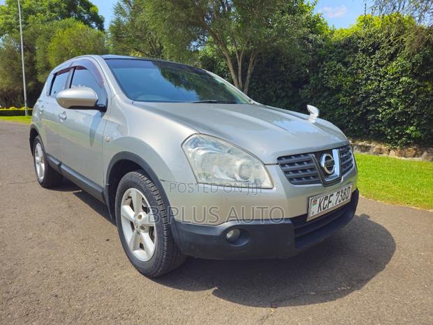 Nissan Dualis 2012 Silver