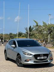 Mazda Axela 2018 Silver for sale