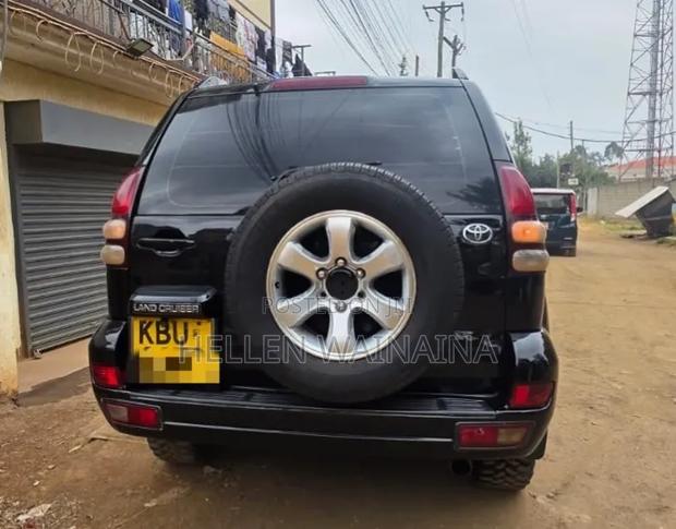 Toyota Land Cruiser Prado 2004 Black
