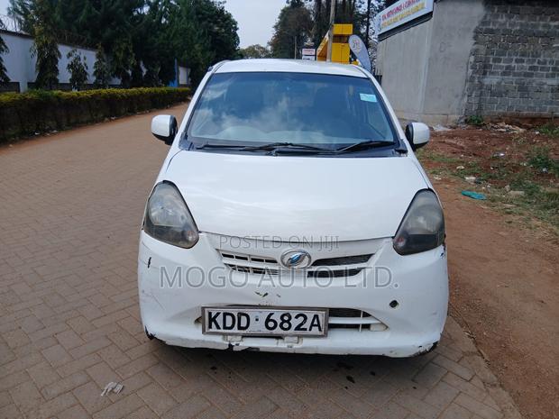Daihatsu Mira 2014 White