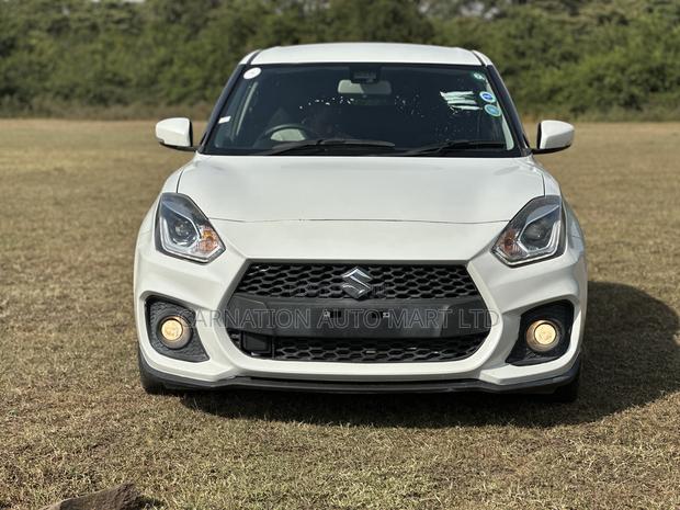 Suzuki Swift Sport 2019 White