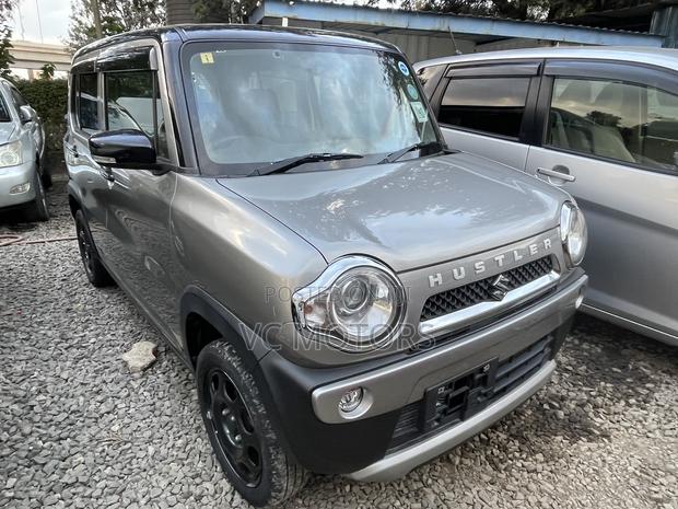 Suzuki Hustler 2018 Gray