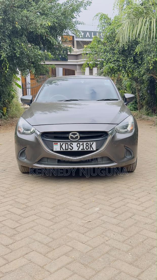 Mazda Demio 2018 Gray