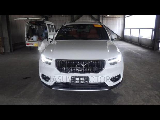 Volvo XC40 2019 Pearl