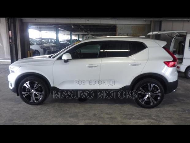 Volvo XC40 2019 Pearl