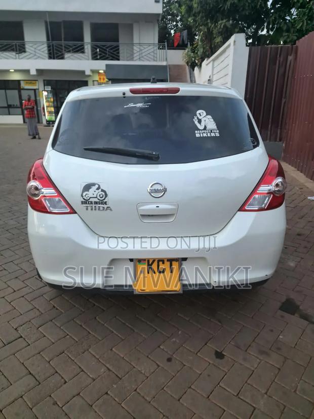 Nissan Tiida 2011 White