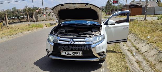 Mitsubishi Outlander SEL AWC 2016 White