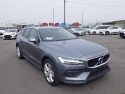 Volvo V60 2019 Gray for sale