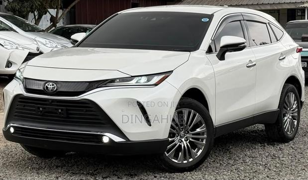 Toyota Harrier 2.0 2020 White