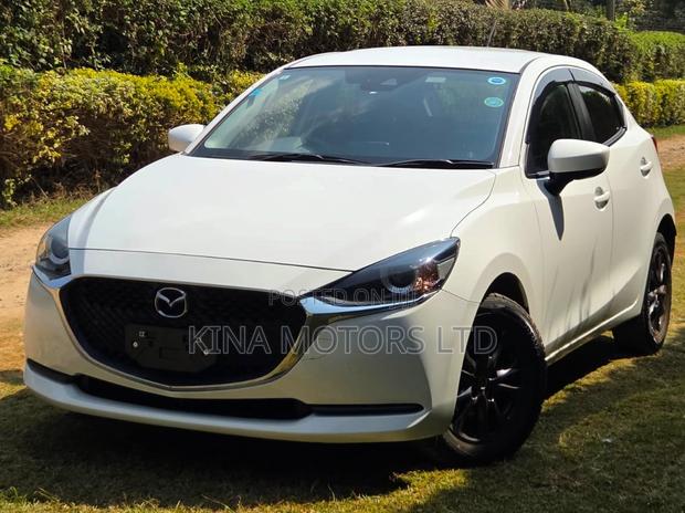 Mazda 2 2020 Pearl
