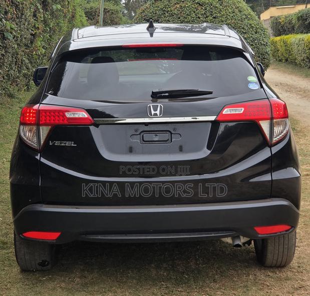 Honda Vezel 1.5 2WD 172 hp 2019