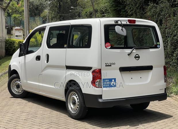 Nissan NV350 2019 White