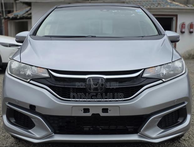 Honda Fit 2019 Silver