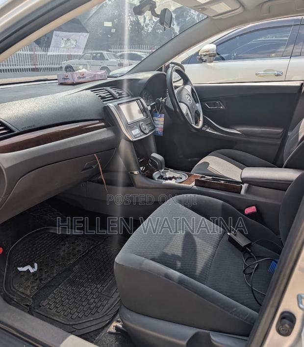 Toyota Allion 2014 Silver