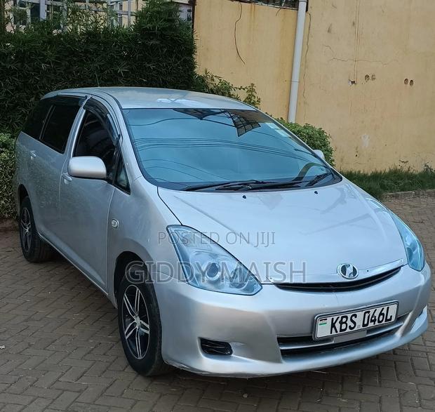 Toyota Wish 2007 Silver