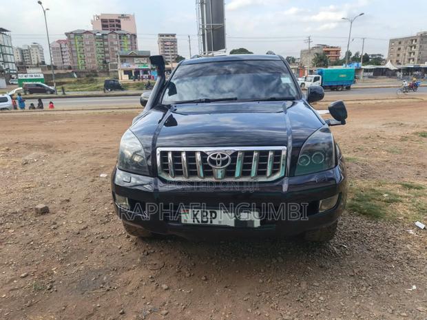 Toyota Land Cruiser 2006 Black