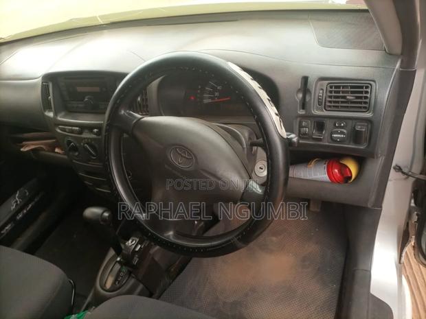 Toyota Probox 2006 White