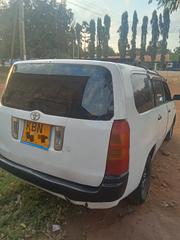 Toyota Succeed 2004 White for sale