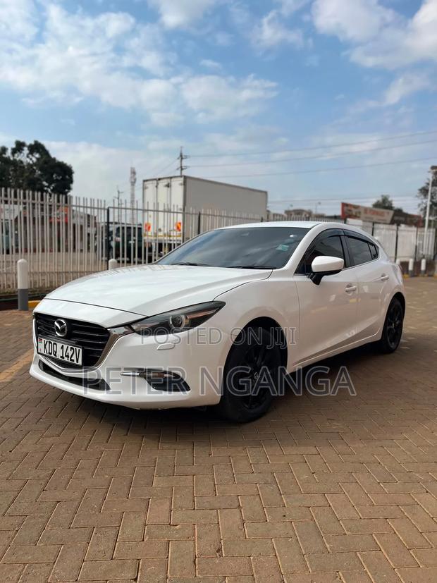 Mazda Axela 2017 White
