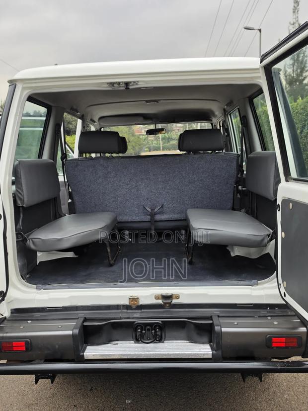 Toyota Land Cruiser 76 Series 2010 Pearl