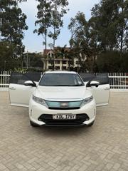Toyota Harrier 2.0 2017 Pearl for sale