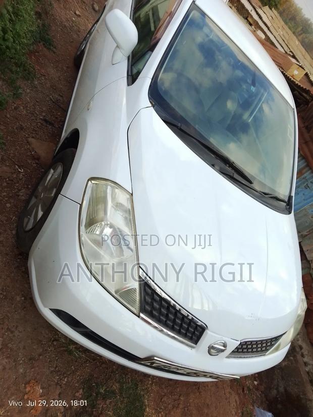 Nissan Tiida 2006 White
