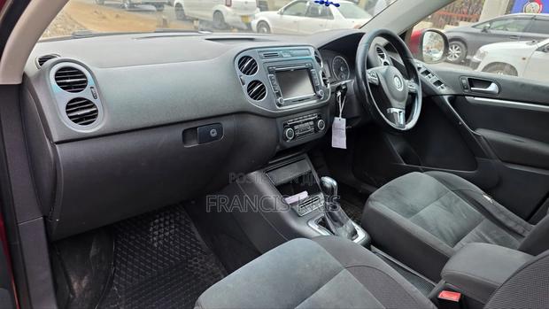 Volkswagen Tiguan 1.4 TSI 2008 Maroon