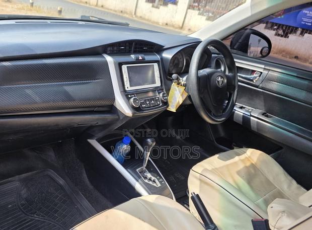 Toyota Corolla Fielder 1.5 Petrol FWD 2012 Black