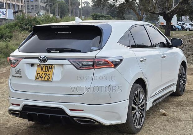 Toyota Harrier 2016 White