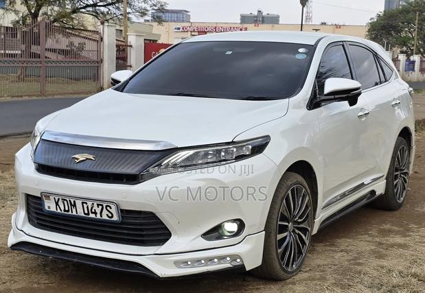Toyota Harrier 2016 White