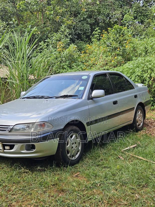 Toyota Carina 1997 Silver