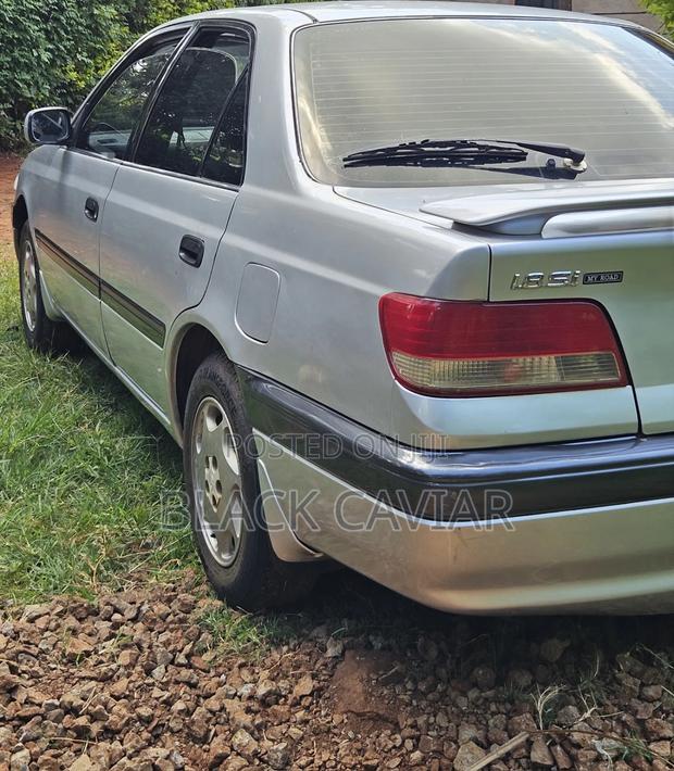Toyota Carina 1997 Silver