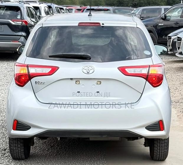 Toyota Vitz 2019 Silver