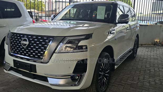 Nissan Patrol 2019 White